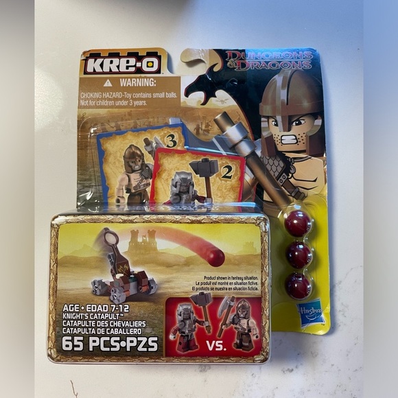 KRE-O Dungeons & Dragons Knight's Catapult Set - Picture 1 of 2
